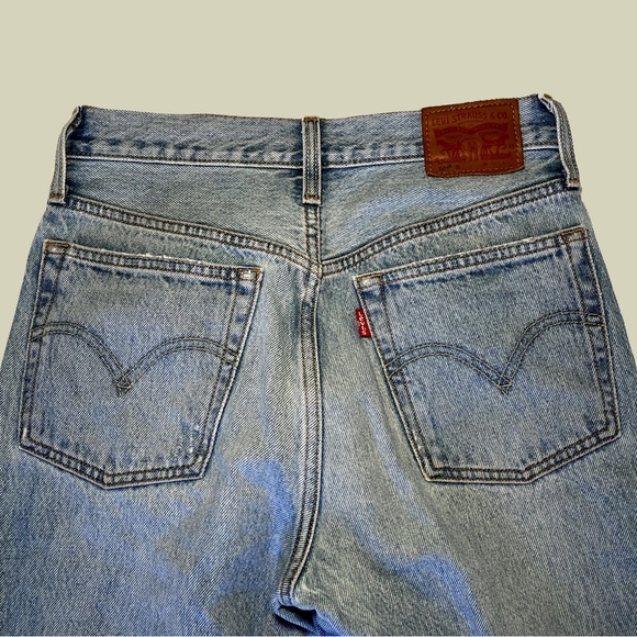 Levis 501 - Picture 3 of 3